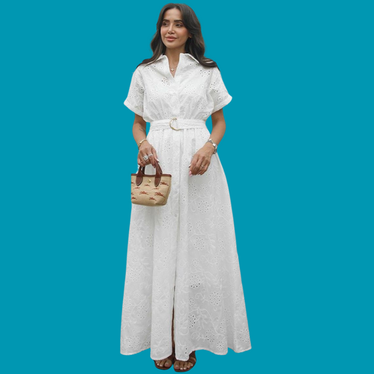 Robe longue blanche en broderie anglaise